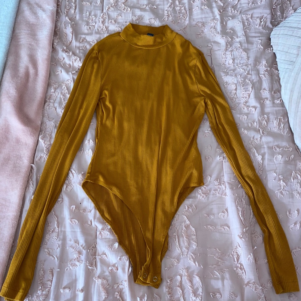 ribbed body suit